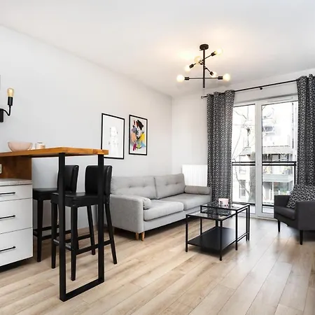 Of The Kings-alice Apartment *