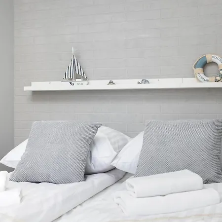 Apartment Of The Kings-alice